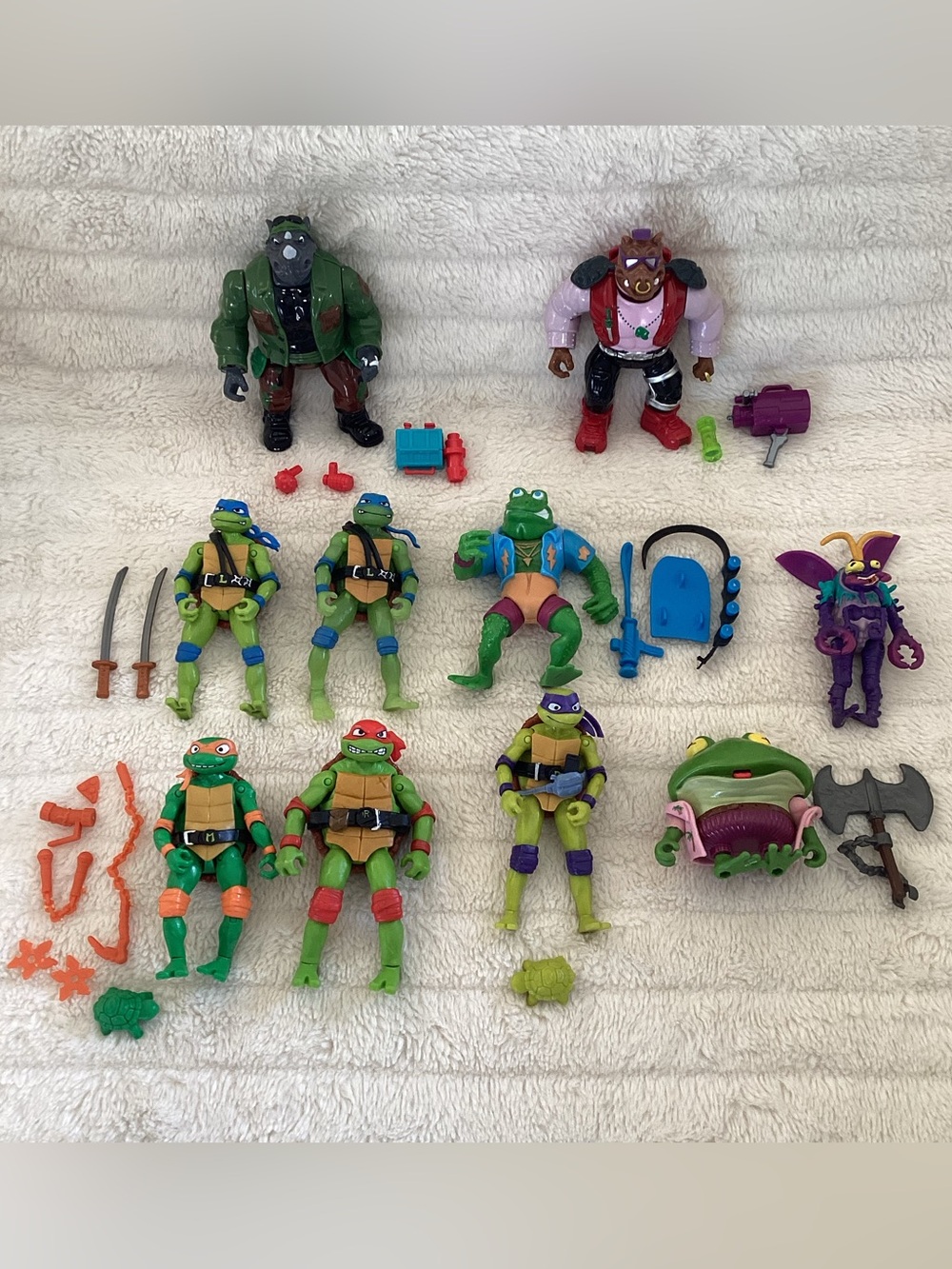 Teenage Mutant Ninja Turtles TMNT Mayhem Action Figures w/accessories Lot